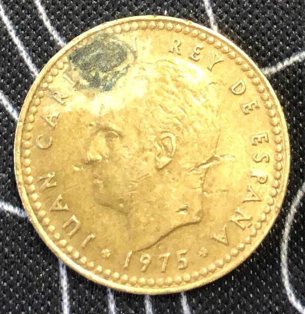 Moneda de 1 PESETA CON ERROR LAMINACIÓN