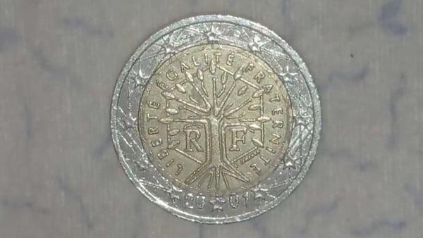 Moneda 2 euro Francesa año 2001 árbol de la vida
