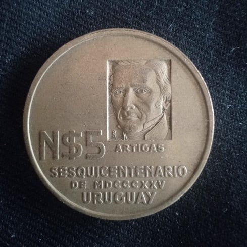 5 nuevos pesos sesquicentenario uruguay