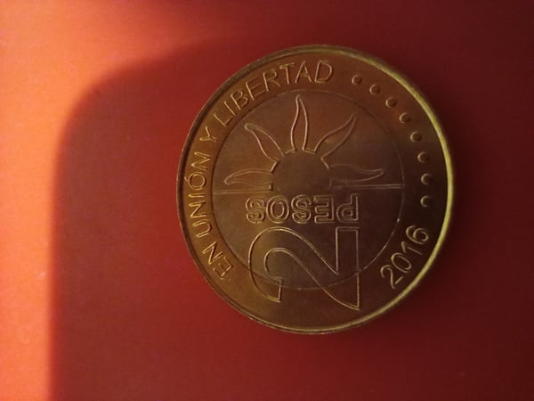2 pesos (Bicentenario de la Independencia)