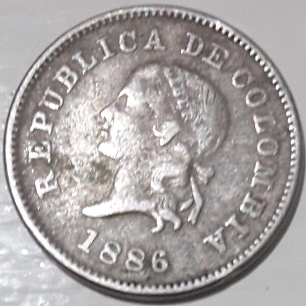 Moneda de 5 centavos año 1886 República de colombiana