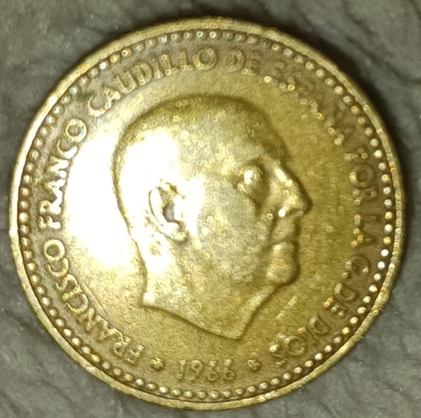 Moneda de una peseta de España de 1966.