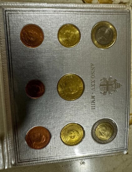 Cartera Vaticano set de monedas 2003
