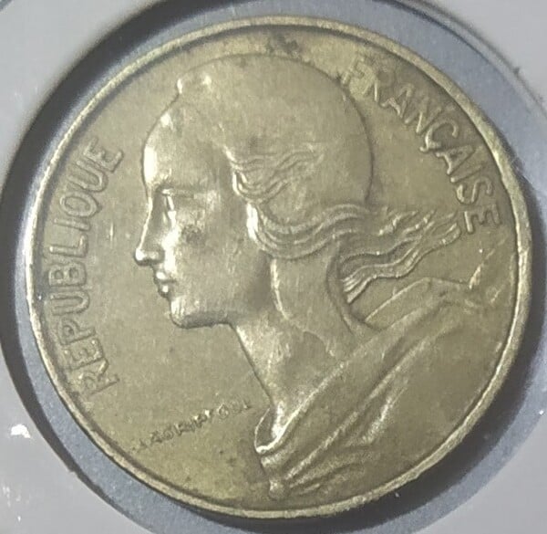 moneda francia 10 centimos 1968