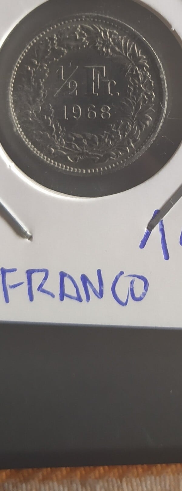 moneda FRANCIA 1/2 FRANCO 1968