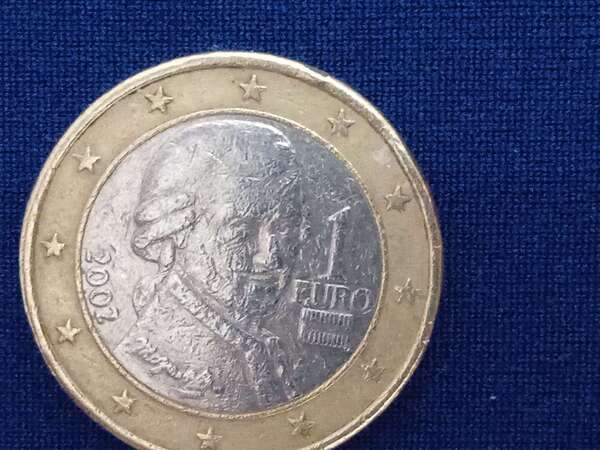 Moneda 1€ Mozart 2002 con rareza