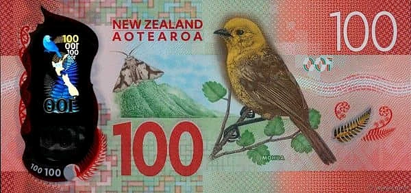 100 Dollars