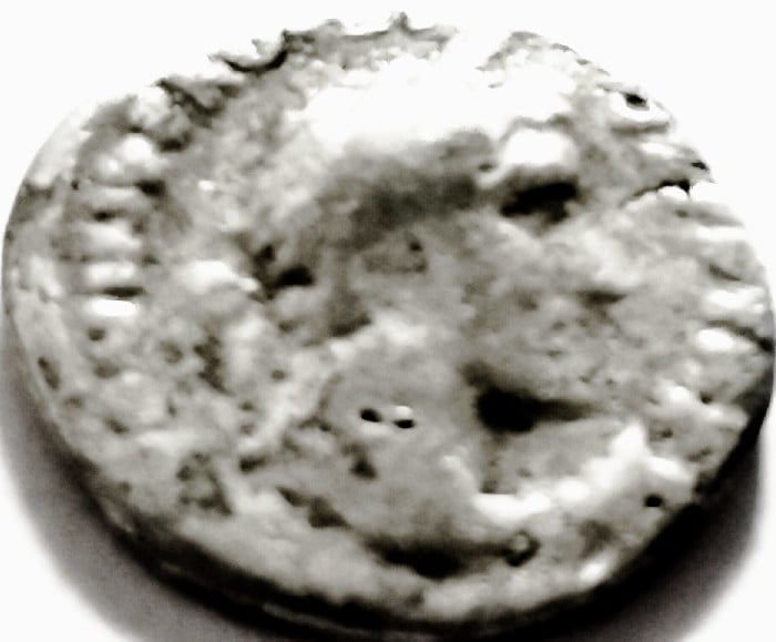 Foto 1 Moneda sin identificar: Me podrían ayudar a identificar está moneda