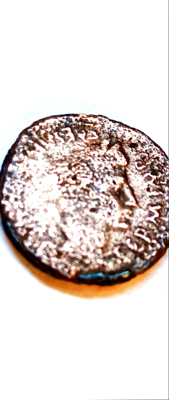 Foto 1 Moneda sin identificar: Me podrían ayudar a identificar está moneda