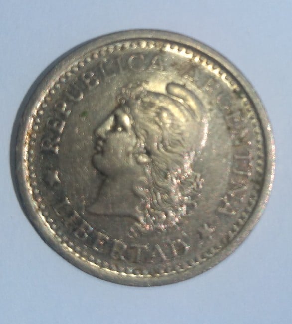 Foto 2 Moneda sin identificar: Moneda de $1 peso