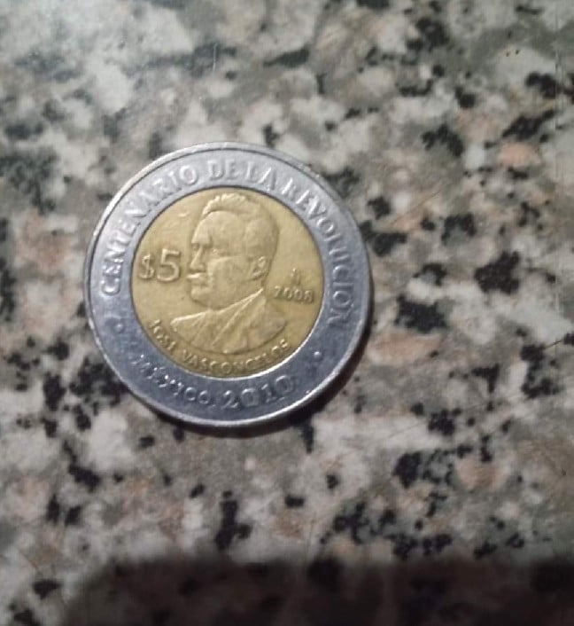 Foto 1 Moneda sin identificar: Moneda de 5$
