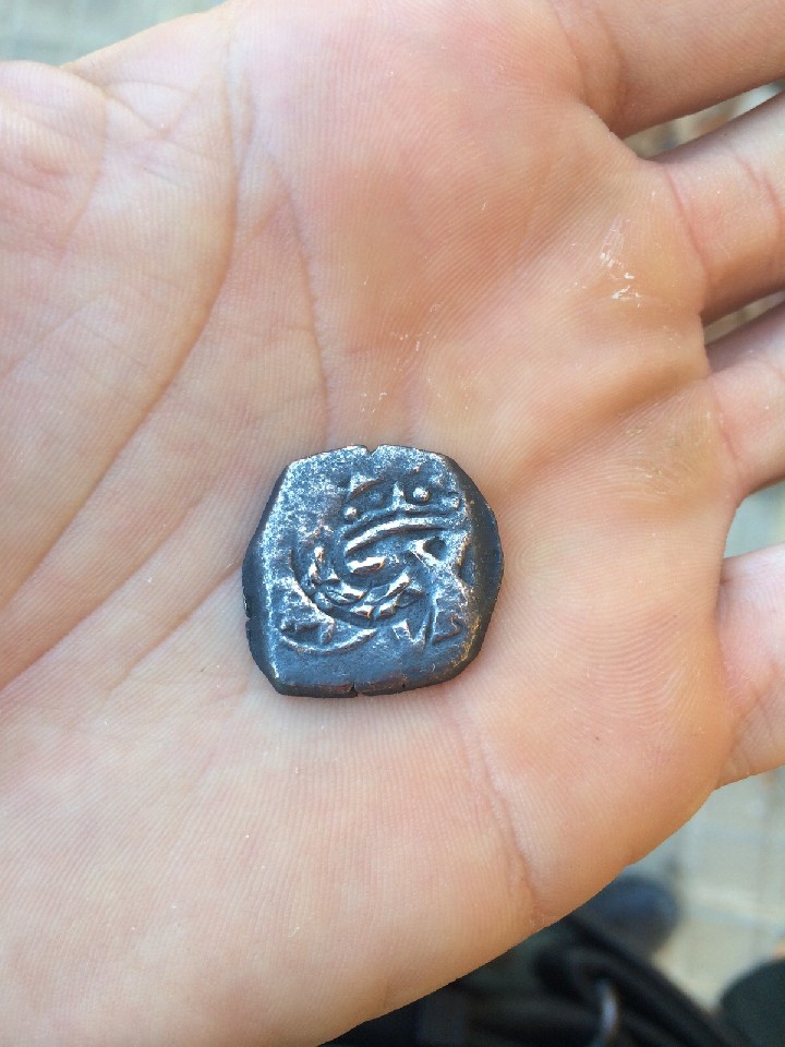 Foto 1 Moneda sin identificar: andalucia
