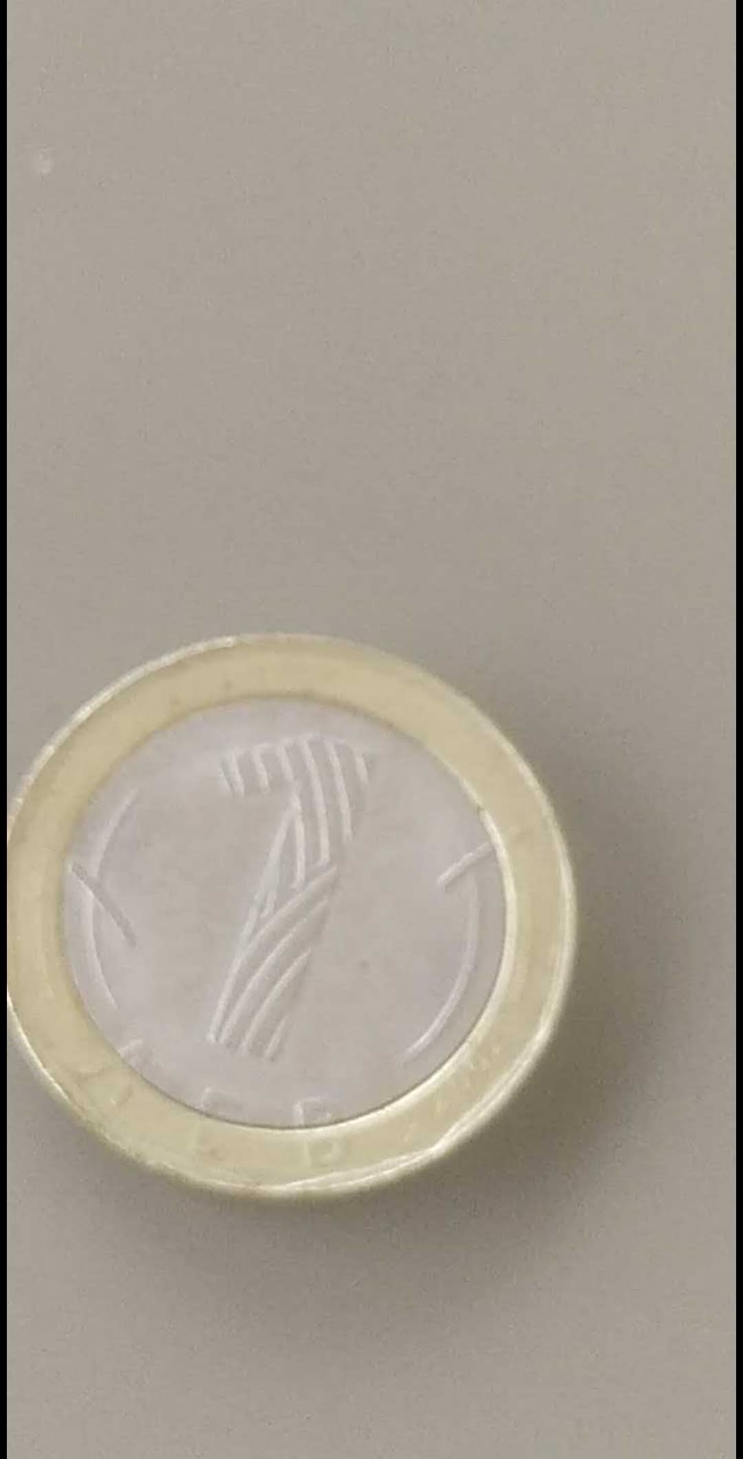Foto 2 Moneda sin identificar: Me ayudáis?