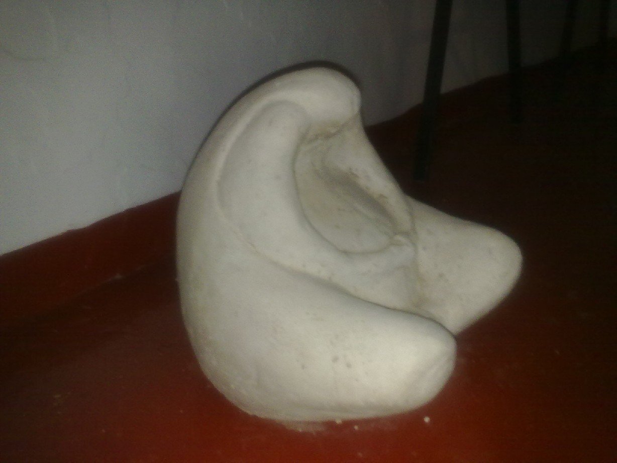 Foto 2 Moneda sin identificar: Disculpen por insertar esta pieza que no tiene nada que ver en este foro.