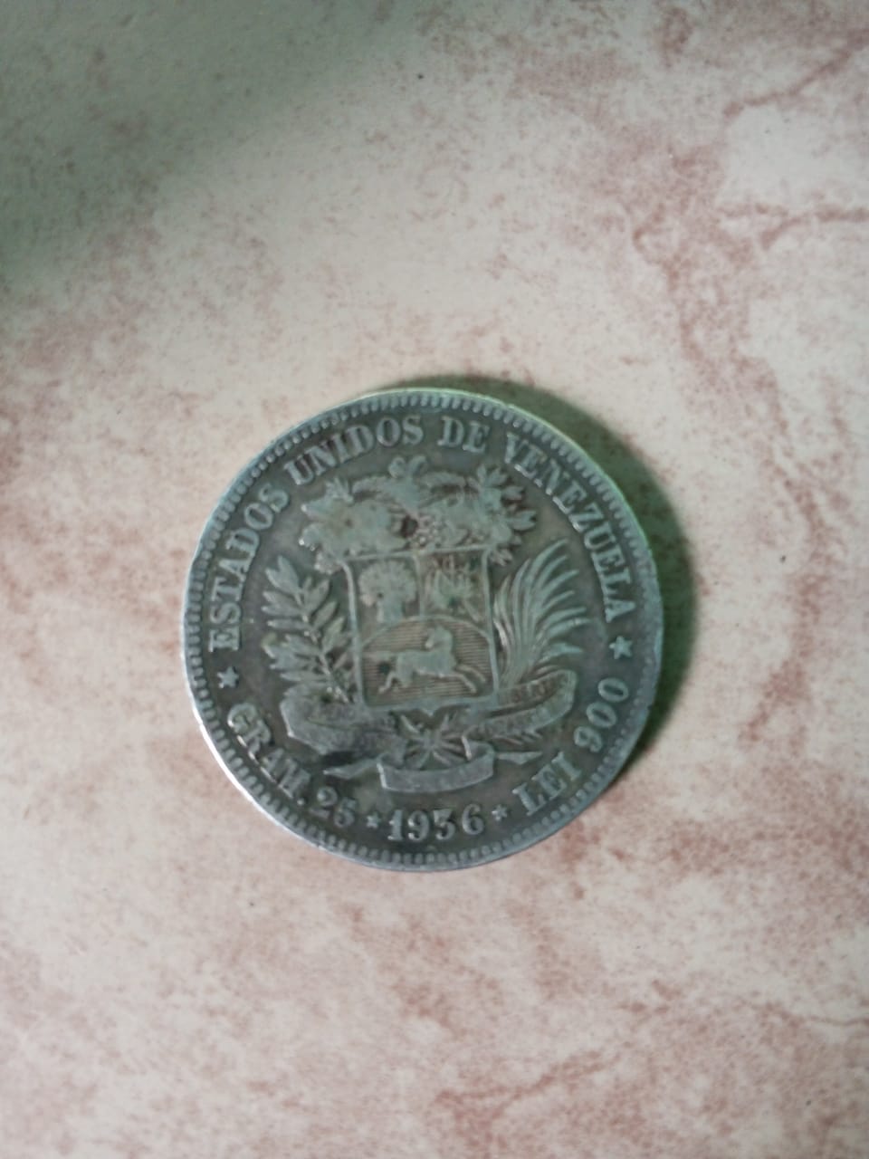 Foto 2 Moneda sin identificar: moneda venezolana