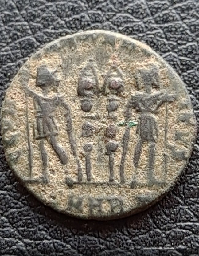 Foto 2 Moneda sin identificar: ¿Constantino Magno?