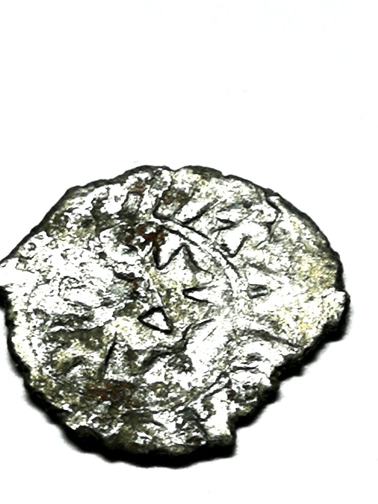 Foto 2 Moneda sin identificar: Me podrían ayudar a identificar moneda Medieval