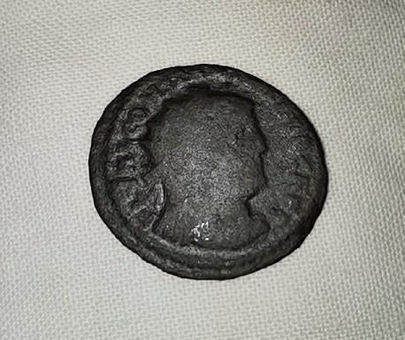 Foto 1 Moneda sin identificar: Minera antigua