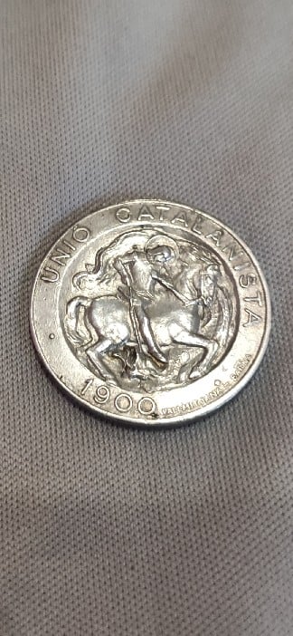 Foto 1 Moneda sin identificar: Alguien sabria decirme algo sobre esta moneda?