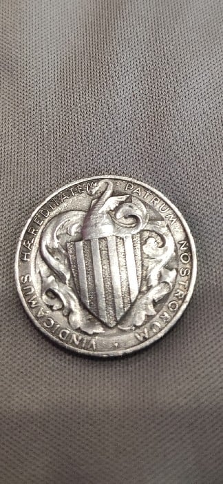 Foto 2 Moneda sin identificar: Alguien sabria decirme algo sobre esta moneda?