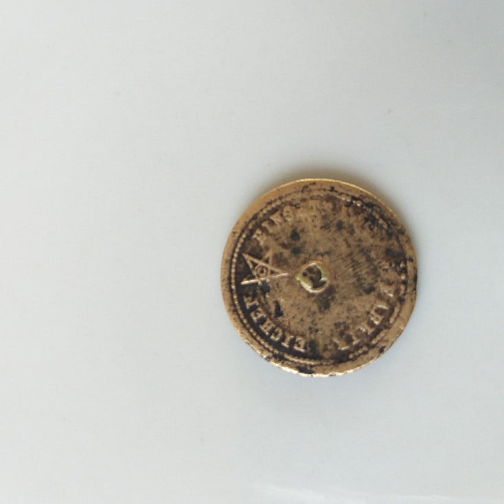 Foto 1 Moneda sin identificar: Moneda chilena sin fecha
