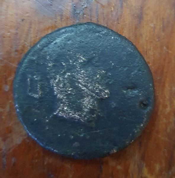 Foto 1 Moneda sin identificar: Tengo curiosidad
