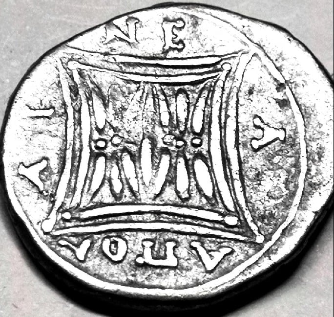 Foto 2 Moneda sin identificar: Me podrían ayudar a identificar está moneda
