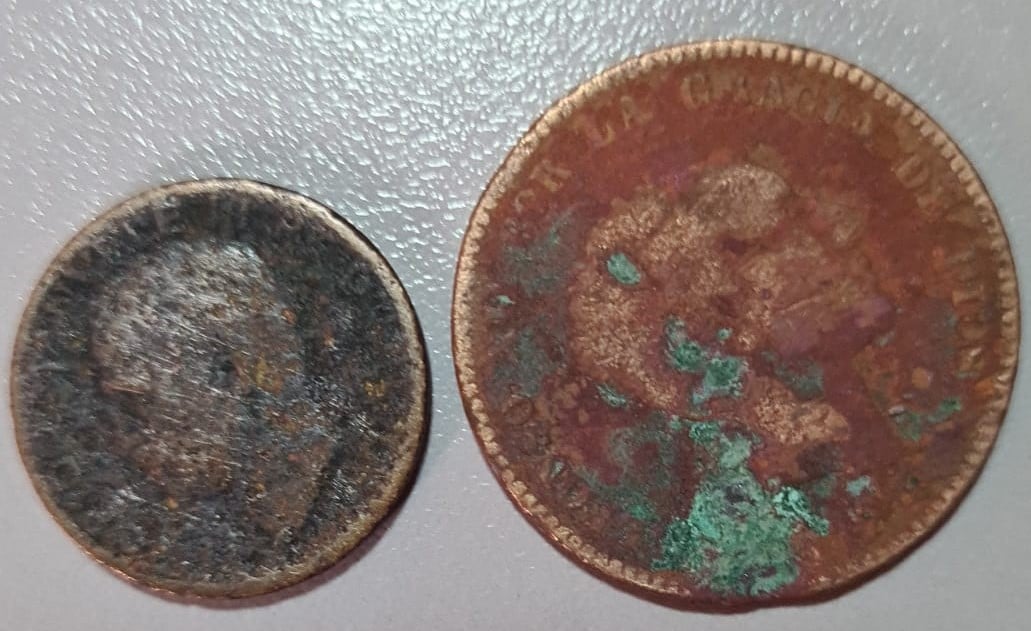 Foto 1 Moneda sin identificar: Ayuda, por fa