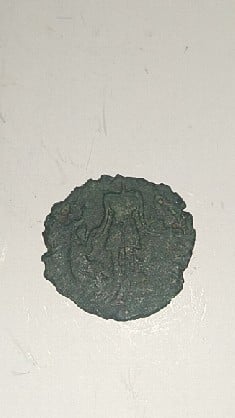 Foto 2 Moneda sin identificar: Creo que romana