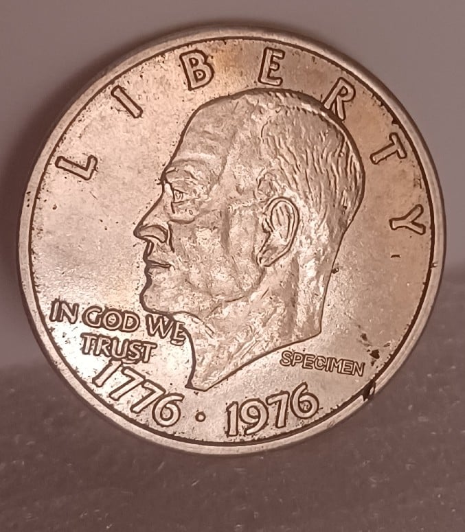 Foto 1 Moneda sin identificar: 1776-1976