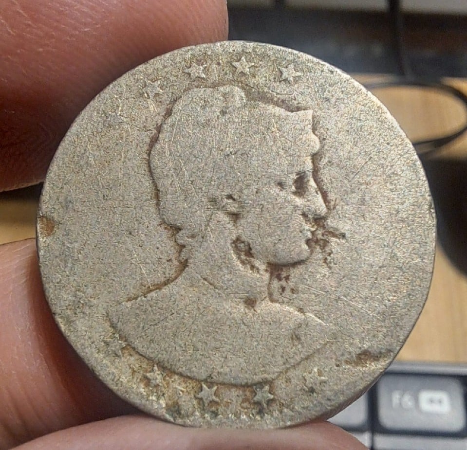 Foto 1 Moneda sin identificar: Me podrían ayudar a identificar está moneda