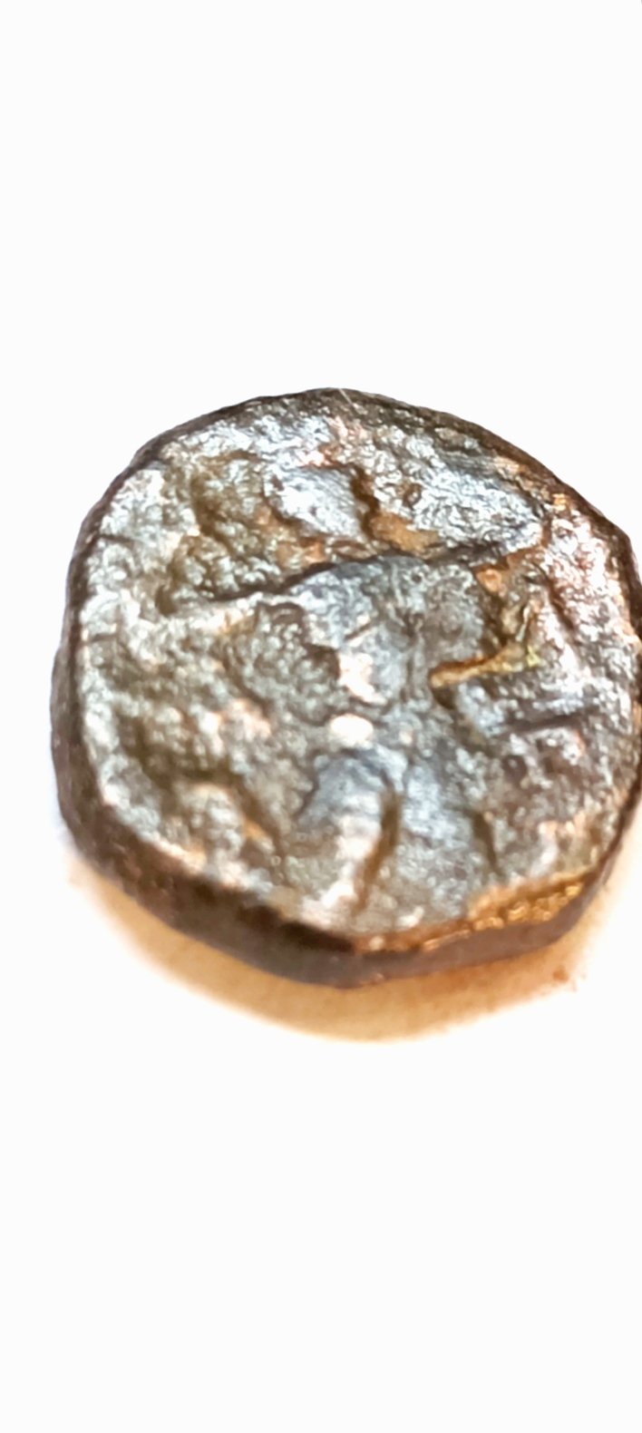 Foto 2 Moneda sin identificar: Me podrían ayudar a identificar moneda Medieval