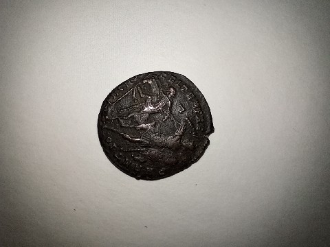 Foto 1 Moneda sin identificar: Constantino ll