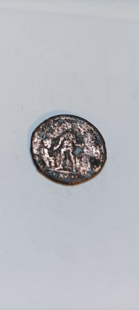 Foto 2 Moneda sin identificar: Me podrían ayudar a identificar moneda Medieval