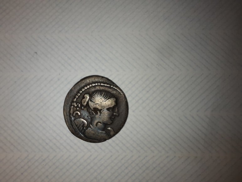 Foto 1 Moneda sin identificar: Moneda antigua