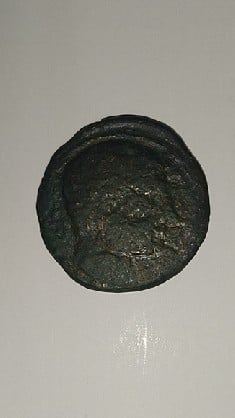 Foto 1 Moneda sin identificar: Moneda creo que de bronce