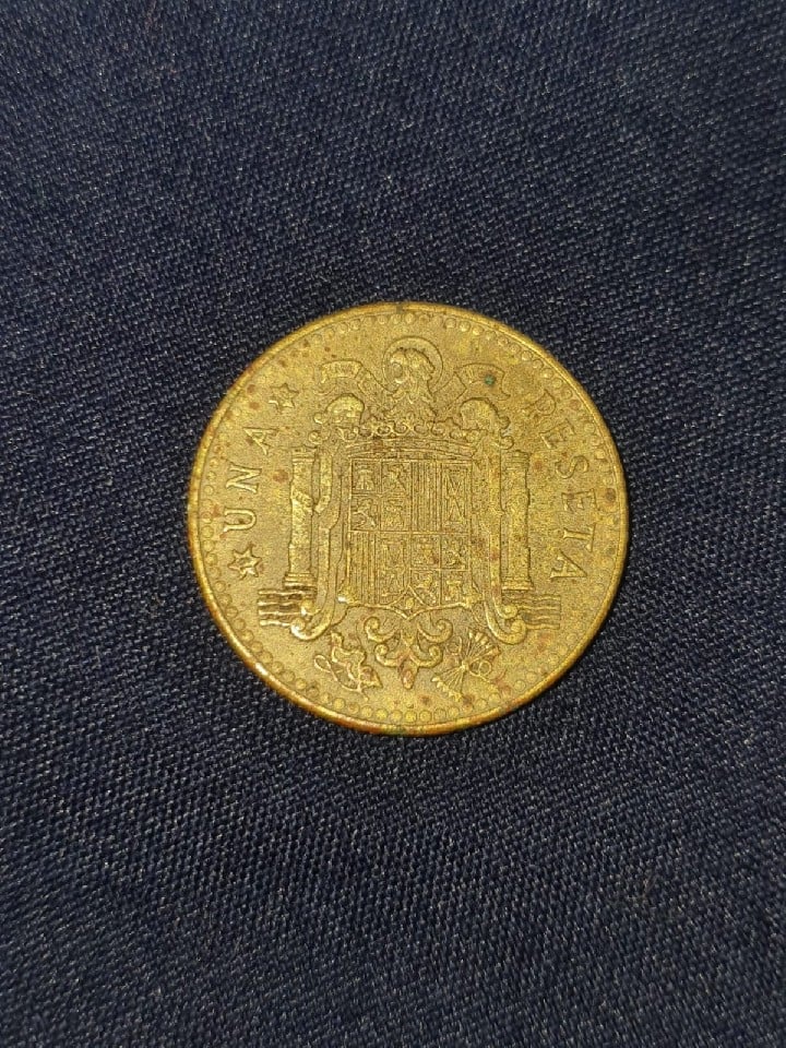 Foto 1 Moneda sin identificar: 1 peseta españa 1975