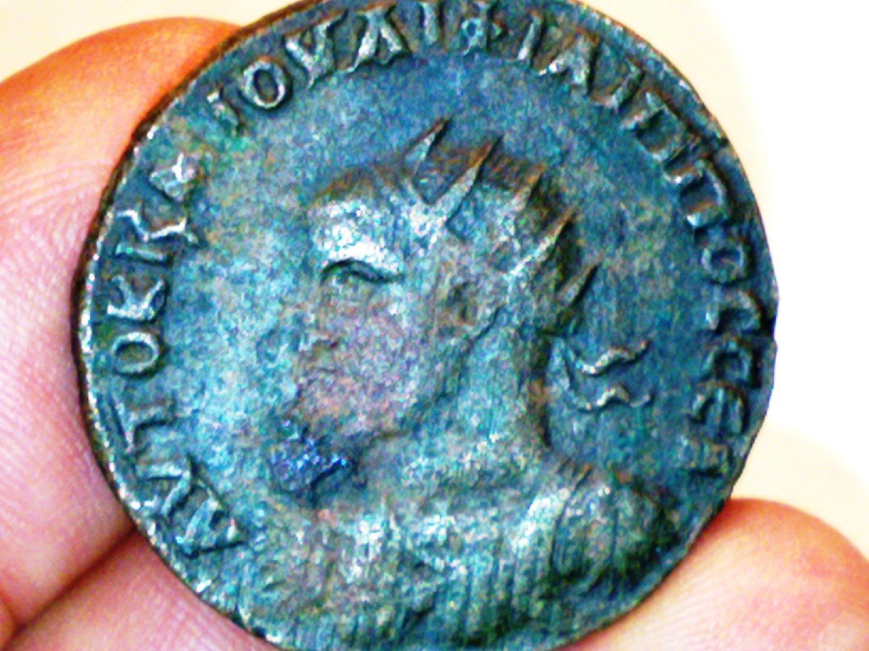 Foto 1 Moneda sin identificar: AYUDA PA IDENTIFICAR. ¿SERÍA FILIPO I?