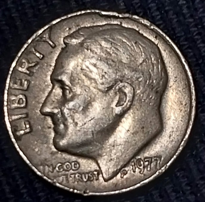 Foto 1 Moneda sin identificar: Erro idêntico a do ano de 1965