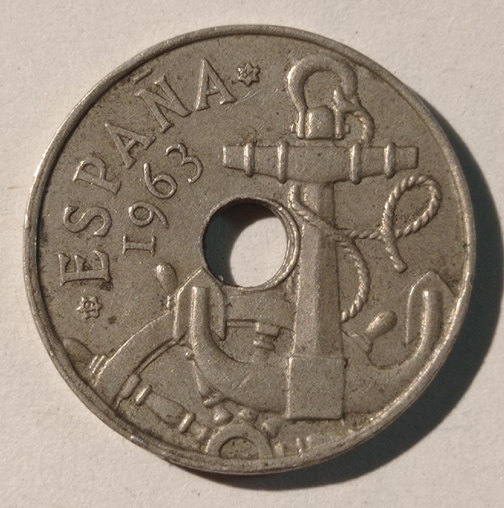 Foto 2 Moneda sin identificar: Valor aproximado?