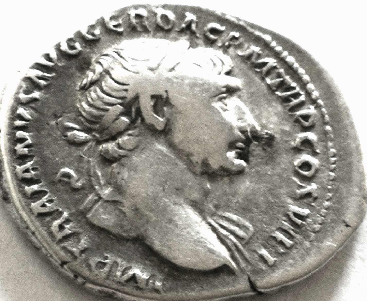 Foto 1 Moneda sin identificar: Me podrían ayudar a identificar está moneda
