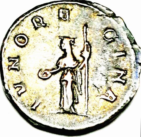 Foto 2 Moneda sin identificar: Me podrían ayudar a identificar está moneda?