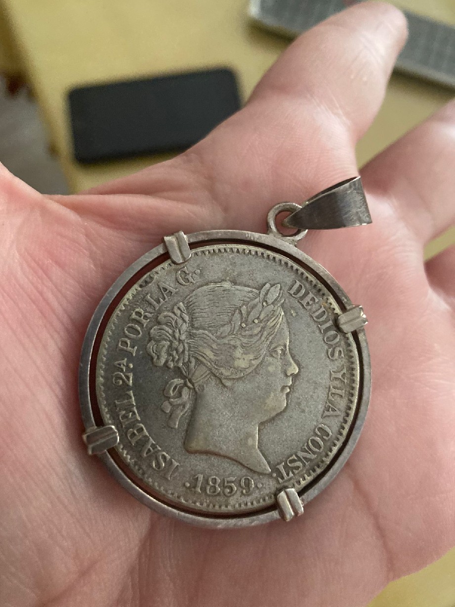 Foto 1 Moneda sin identificar: 20 reales 1859