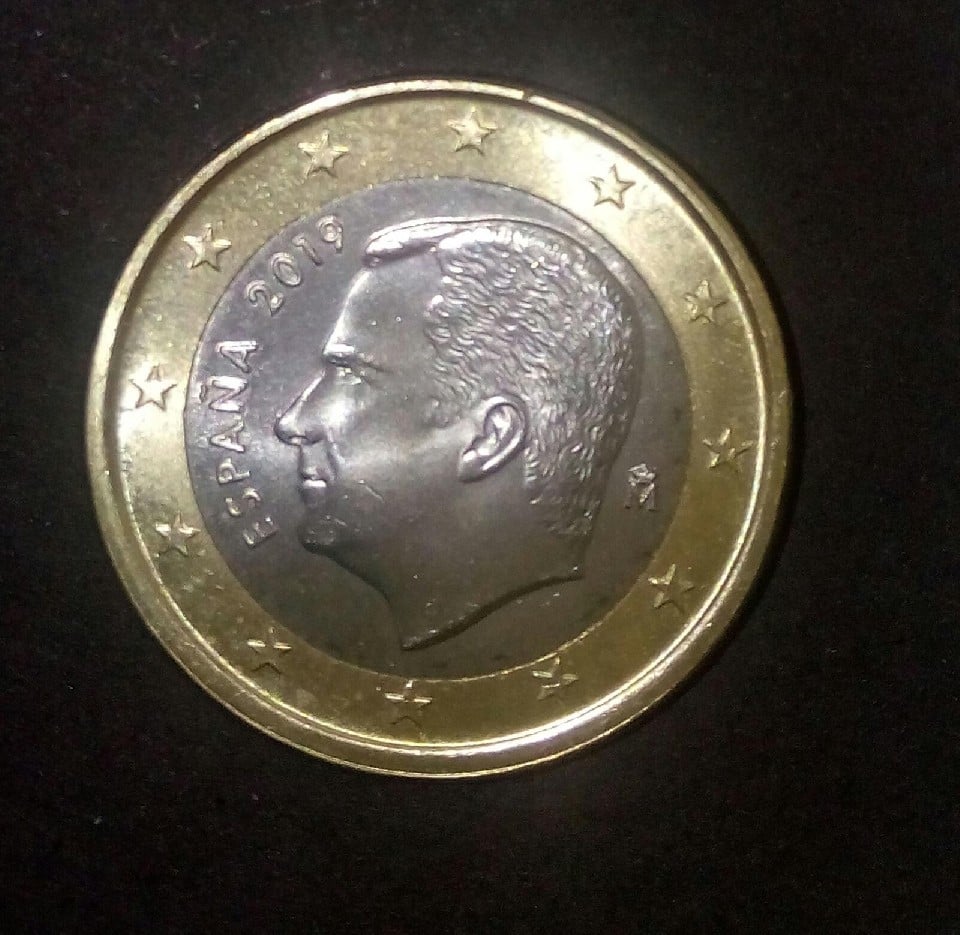 Foto 1 Moneda sin identificar: Felipe VI, 2019, grave error de la casa de la moneda.