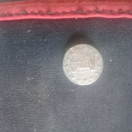 Foto 1 Moneda sin identificar: Quiero saber cuál moneda es y q valor puede tener