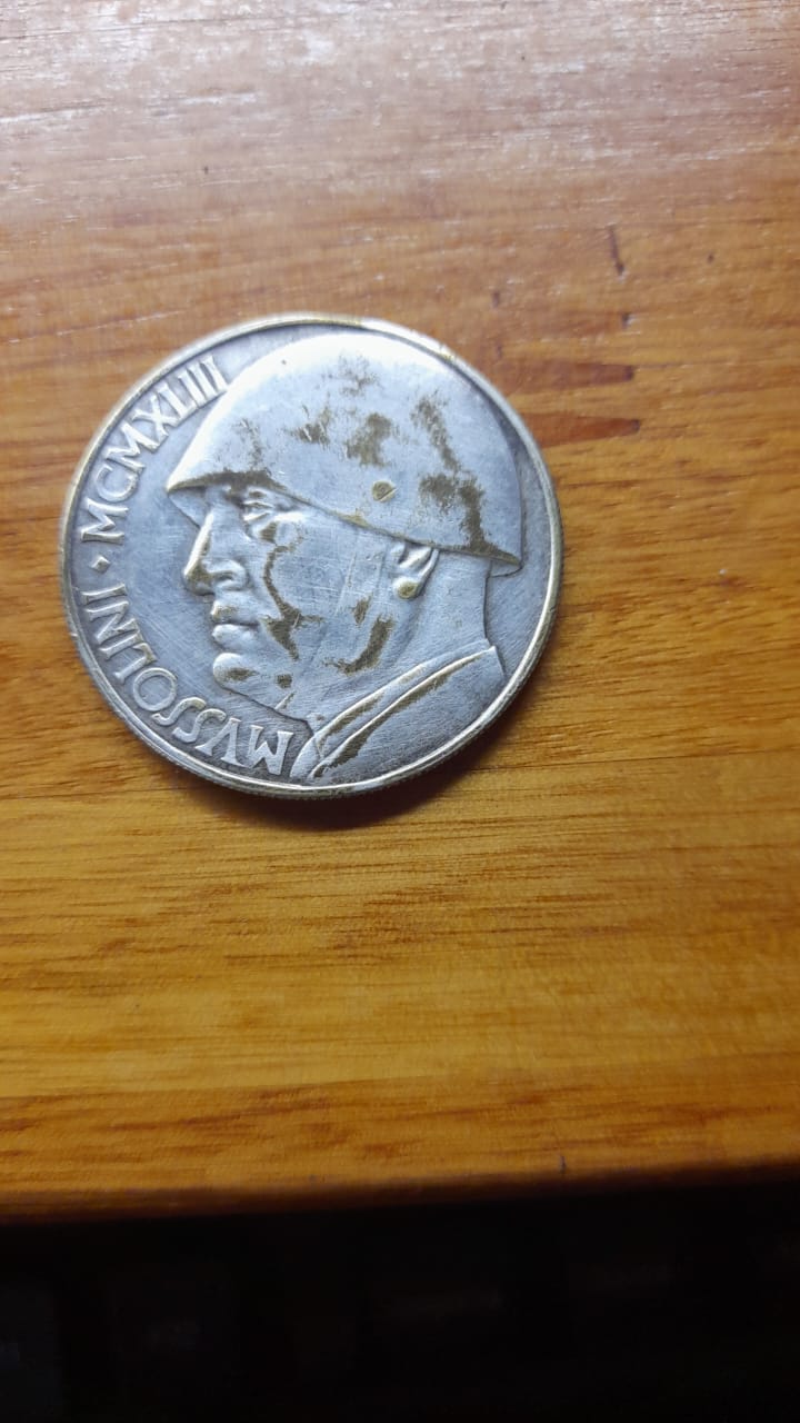 Foto 2 Moneda sin identificar: 100 Liras mussolini