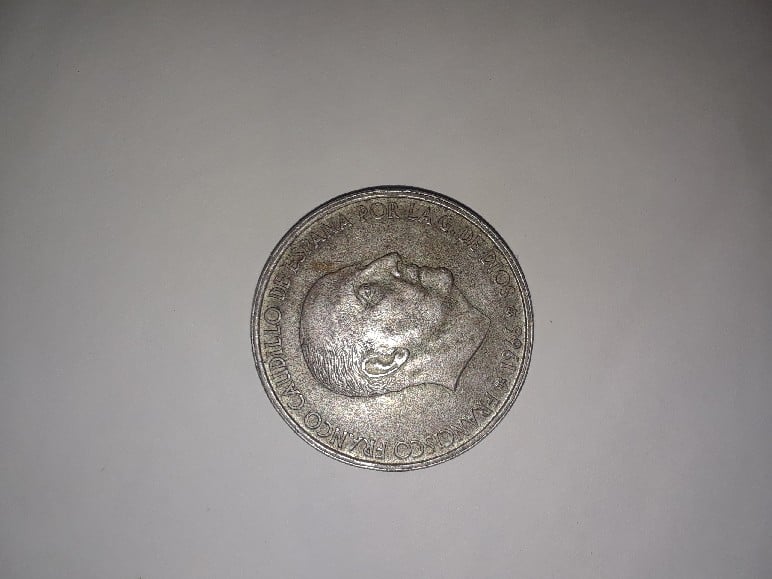 Foto 1 Moneda sin identificar: moneda de 100 pstas