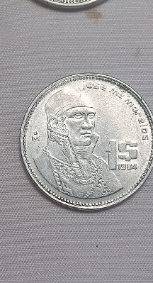 Foto 1 Moneda sin identificar: 1 peso mexicano 1984 Jose maria morelos