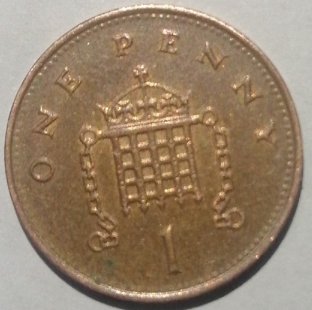 Foto 1 Moneda sin identificar: Moneda one penny del año 1999