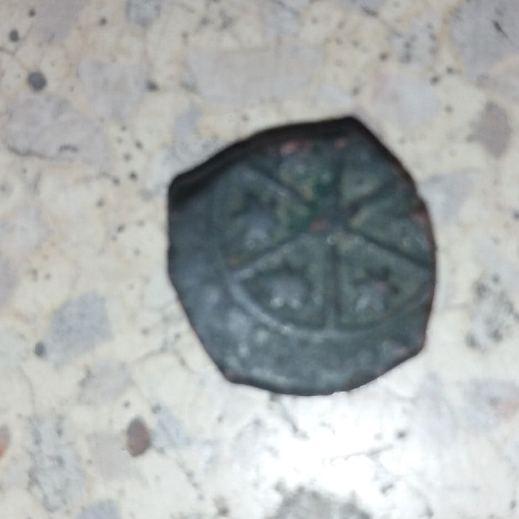 Foto 2 Moneda sin identificar: Ayuda a identificar moneda